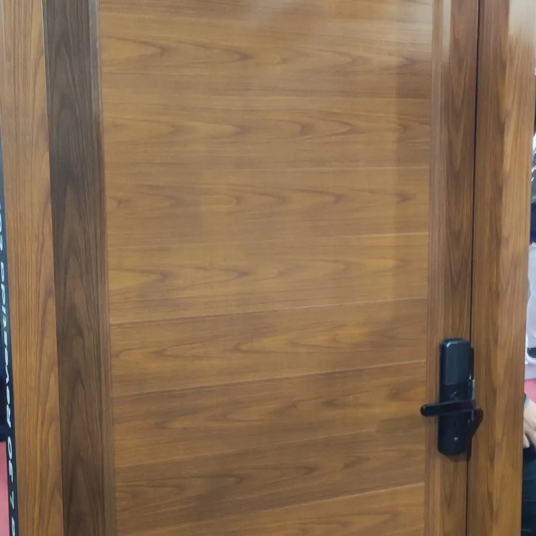 Detalhe de esquadria de alumínio com acabamento premium