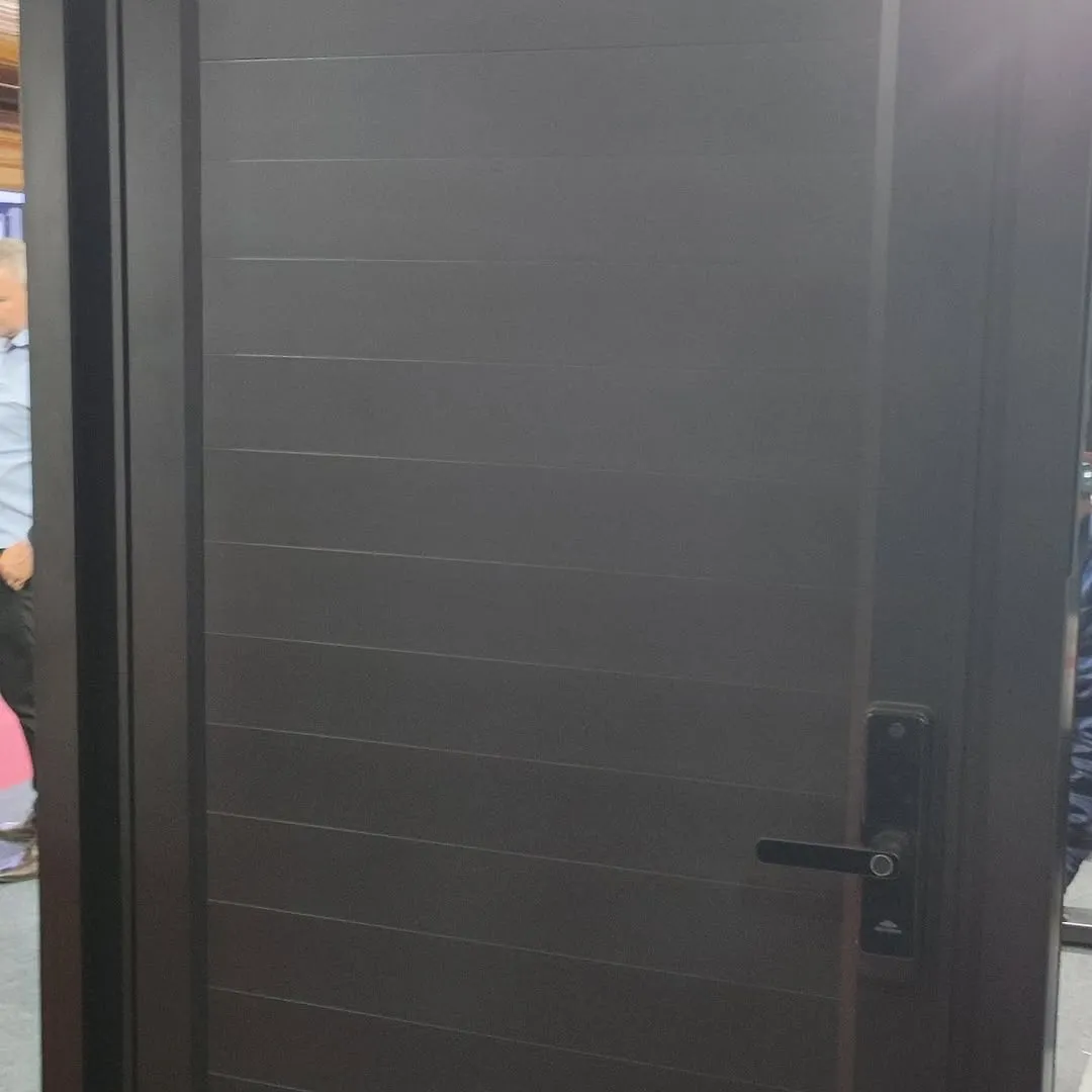 Detalhe de esquadria de alumínio com acabamento premium